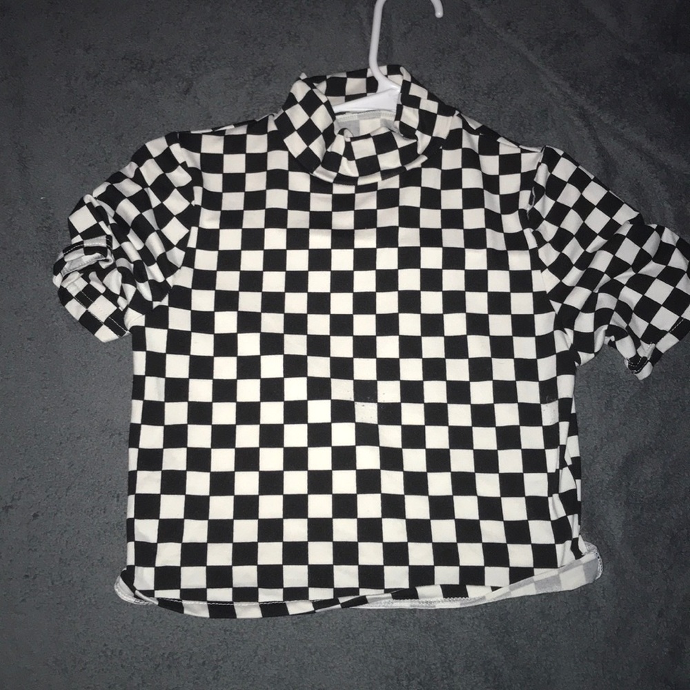 crop top turtle neck